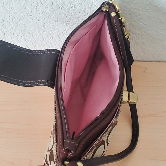 Coach Signature Brown Leather Trim Canvas Logo Clutch Wristlet Turnlock Prom Y2K - Picture 13 of 17